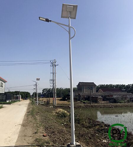 6米农村太阳能路灯