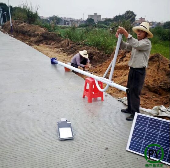 北京新农村建设太阳能路灯安装调试