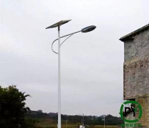 农村装太阳能路灯要手动调节亮灯时间吗